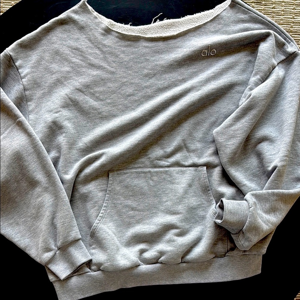 Alo Yoga Accolade Sweatshirt